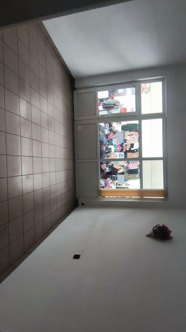 Sprzedam lub wynajmę lokal handlowo usługowy