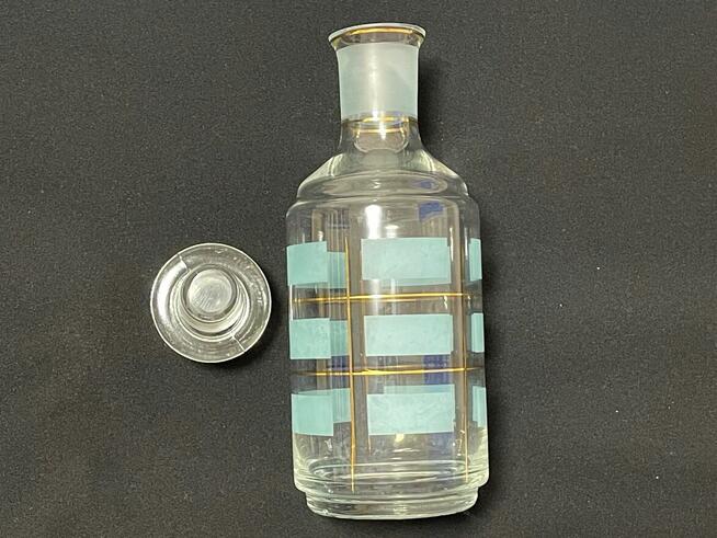 Stara karafka butelka Hortensja PRL Stara karafka butelka Ho