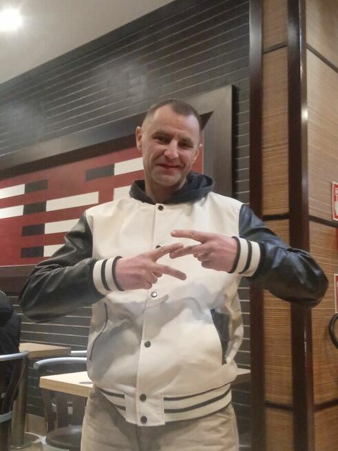 Szukam dojrzałej kobiety w przedziale wiekowym 40 do 55 late