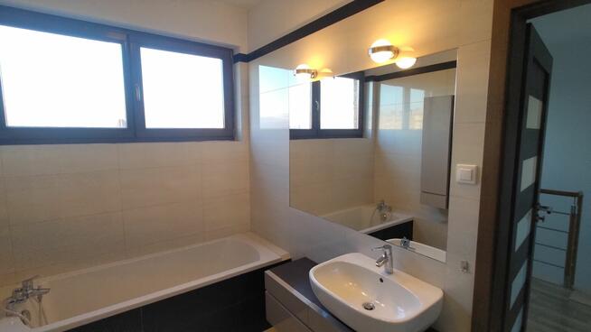 4 pokojowy apartament z garażem oraz widokiem na las