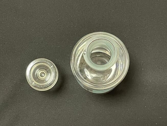 Stara karafka butelka Hortensja PRL Stara karafka butelka Ho