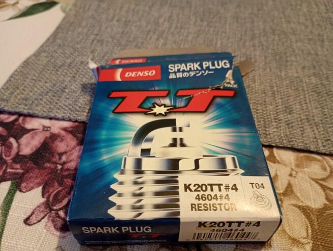 Sprzedam świece zapłonowe Denso K20tt