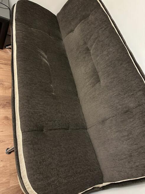 Sofa wersalka rozkladana.