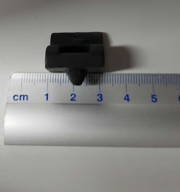 FSM FIAT 126p odbój klapy bagażnika