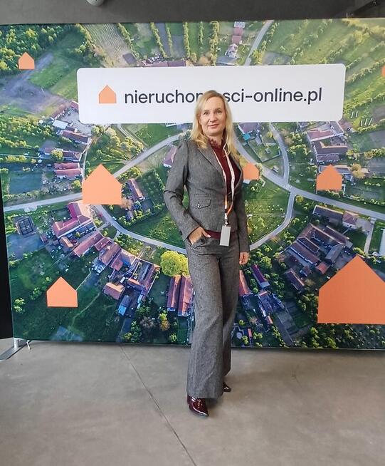 Pomoc w sprzedaży, wynajmie lub kupnie, najmie nieruchomości.