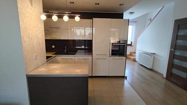 4 pokojowy apartament z garażem oraz widokiem na las