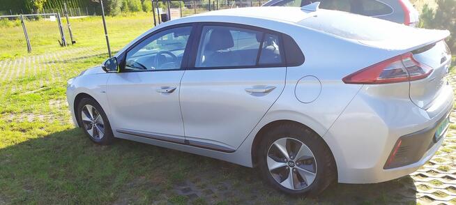 Sprzedam Hyundai IONIQ E w pełni elektryczny, prywatnie