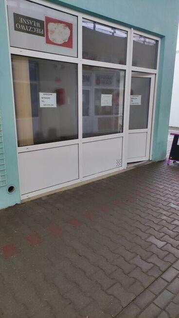 Sprzedam lub wynajmę lokal handlowo usługowy