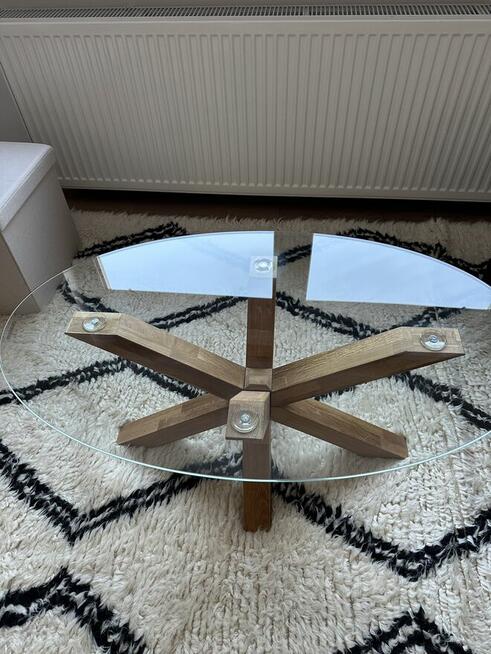 Sprzedam stol do jadalni plus 6 krzesel i stolik kawowy