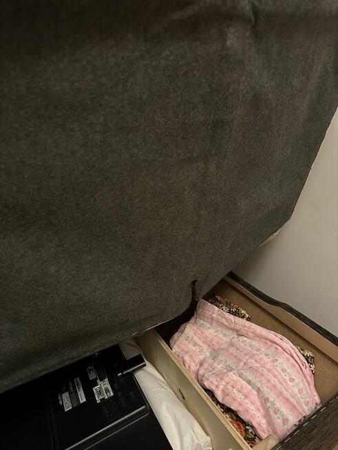 Sofa wersalka rozkladana.