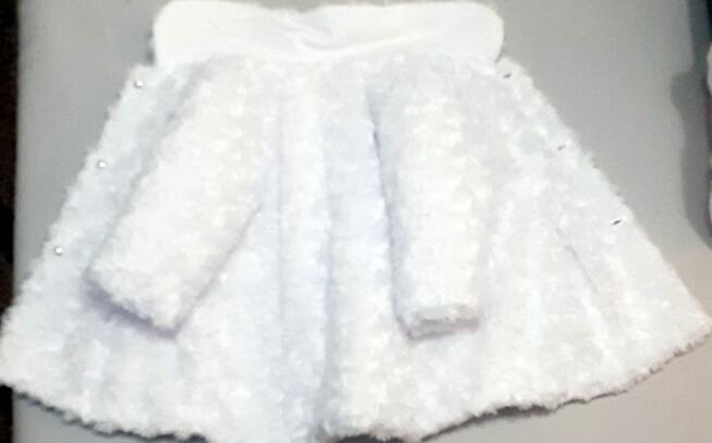 Mam do sprzedania komplet do chrztu świętego dla dziewczynki