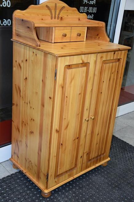 komoda z drewna sosnowego - jak nowa