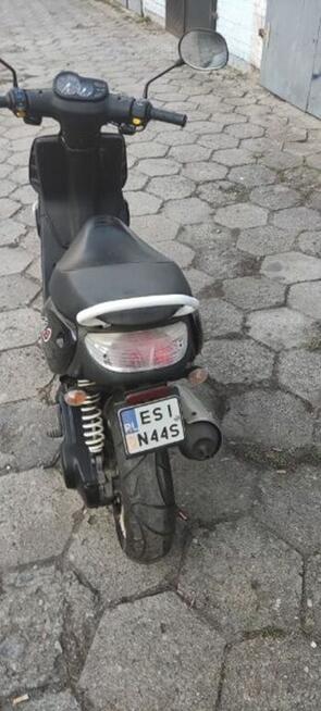 Motorower PEUGEOT 49 cm³, 2012 r.