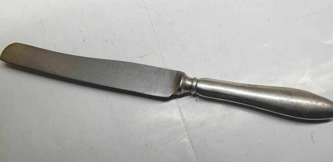 Nóż posrebrzany z dawnych lat