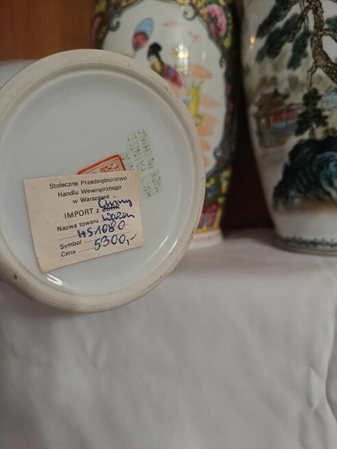 Stare Chińskie wazony idealnie zachowane ręcznie zdobione.