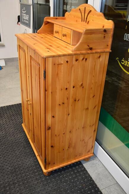 komoda z drewna sosnowego - jak nowa