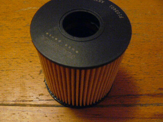 Filtr oleju Kamoka F103401 7 zl