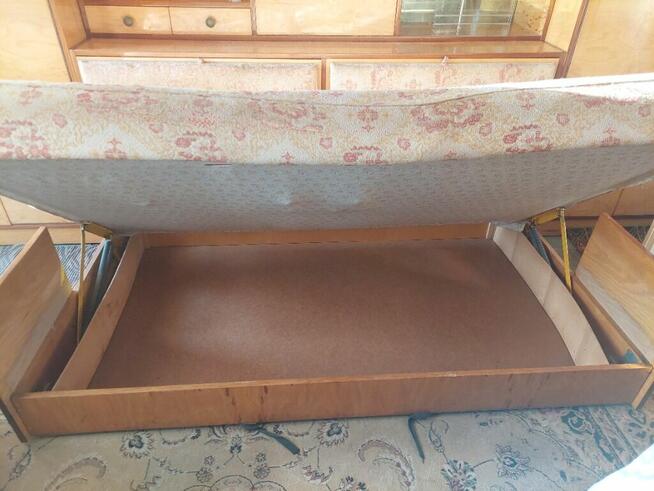 Za darmo / Meblościanka z Kalwarii Zebrzydowskiej