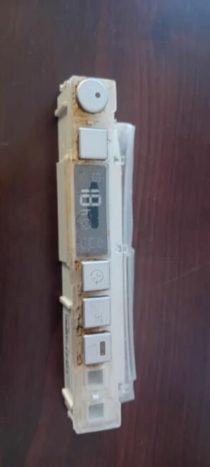 Moduł sterujący do zmywarki.