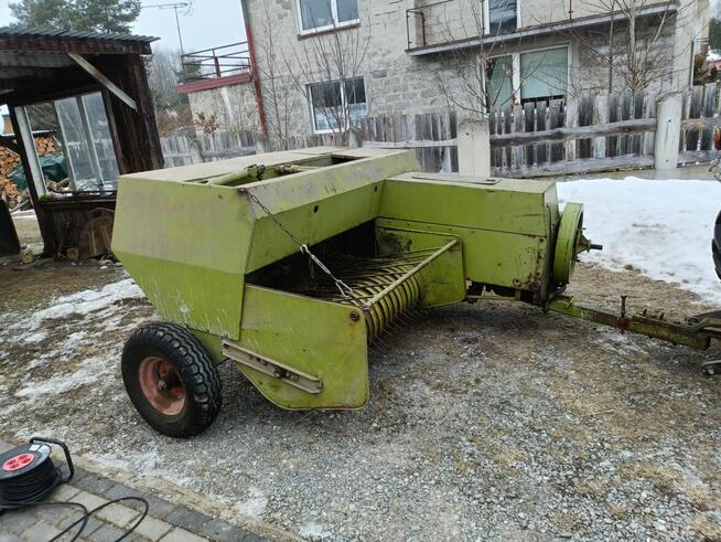 Sprzedam prasę kostkujãcą