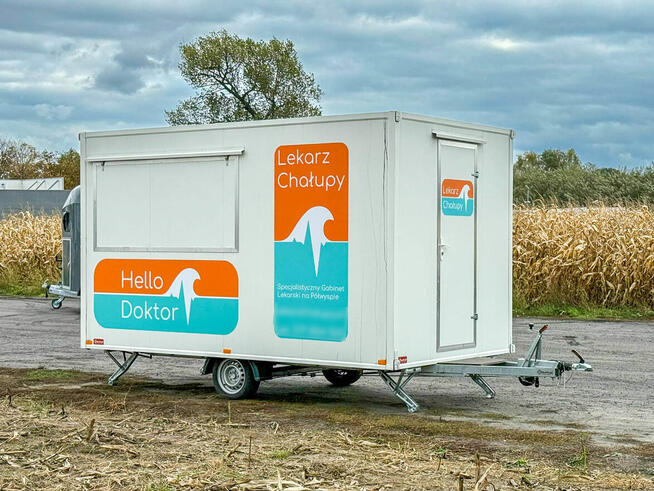 Przyczepa gastronomiczna zarejestrowana 4 m footruck