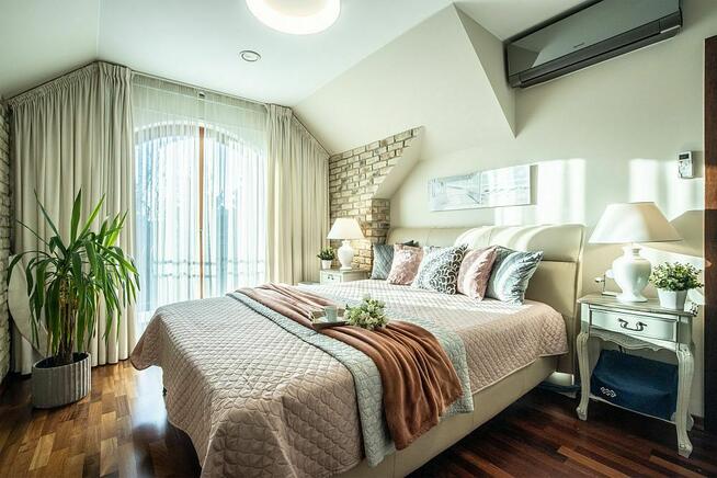 Elegacki dom na Złotnie- spokojna i cicha ulica