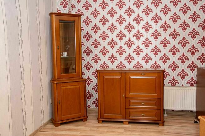 Zestaw Mebli Bukowych Komoda+Witryna