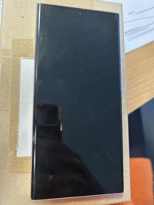 Syndyk sprzeda telefon Samsung Galaxy S23 Ultra