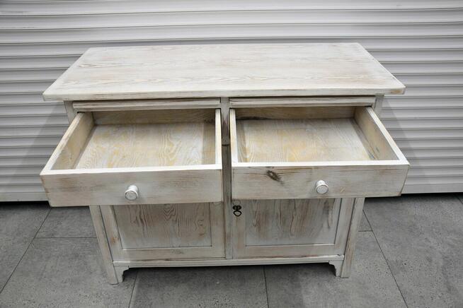 komoda z drewna sosnowego - jak nowa