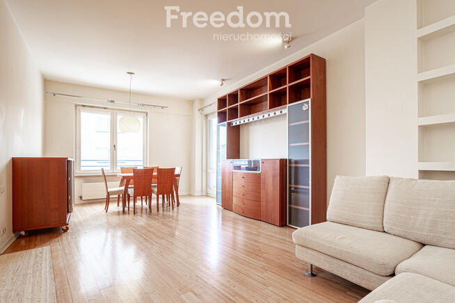 2pokojowy apartament, balkon, garaż