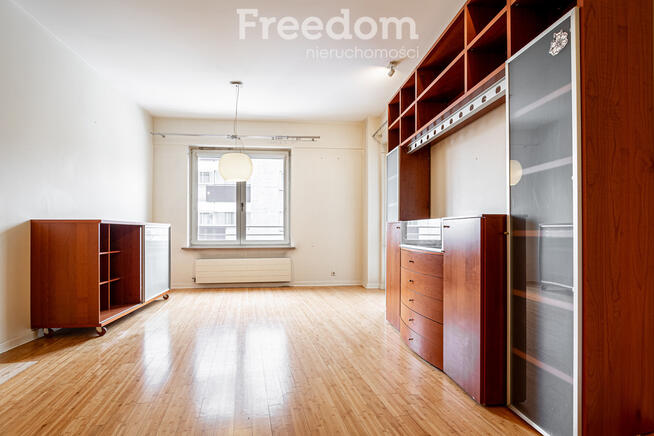 2pokojowy apartament, balkon, garaż