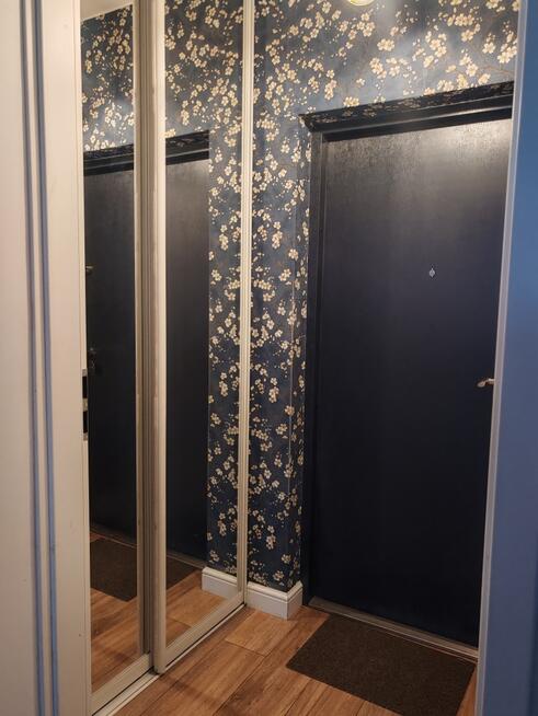 Bezczynszowy segment z ogródkiem obok lasu