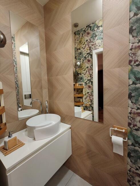 Bezczynszowy segment z ogródkiem obok lasu