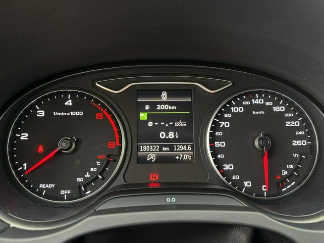 AUDI A3 2.0 TDI 185km skóra NAVI led PDC serwis BEZWYPADEK 2016 FV23%