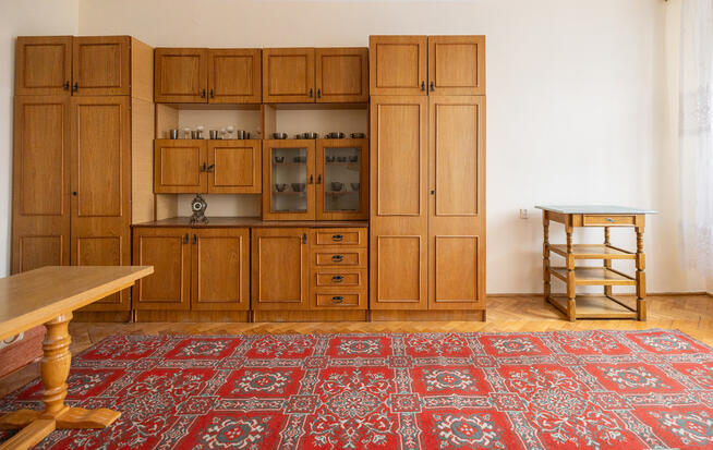 Duże mieszkanie_ 2 pokoje przy Worcella