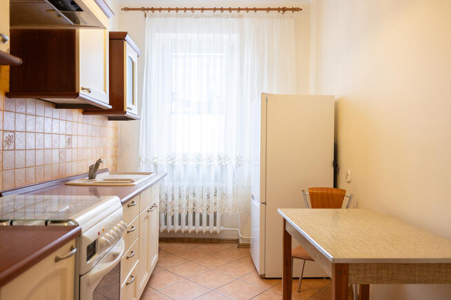 Duże mieszkanie_ 2 pokoje przy Worcella