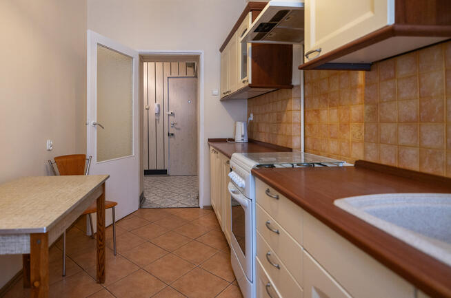 Duże mieszkanie_ 2 pokoje przy Worcella