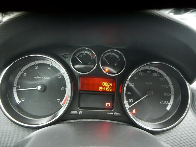 Peugeot 308 1.4b Stan b.dobry bez rdzy i korozji 100%bezwypadkowy Gwarancja 12mcy