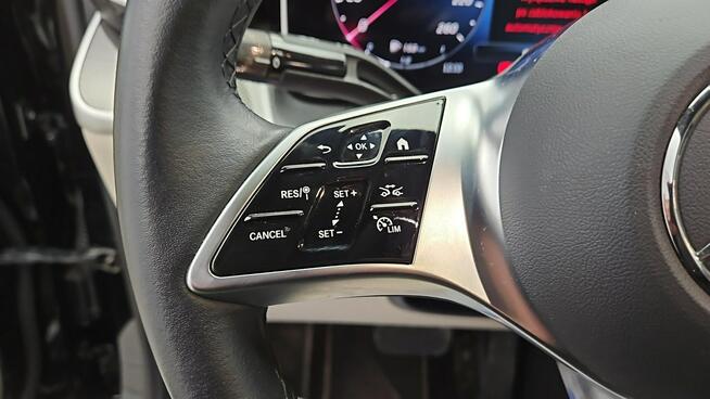 Mercedes GLC 300 de PHEV 4-Matic Avantgarde ! Z Polskiego Salonu ! Faktura Vat !