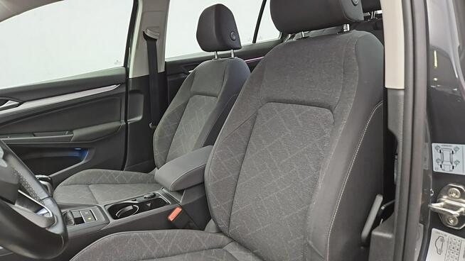 Volkswagen Golf VIII 2.0 TDI Life ! Z Polskiego Salonu ! Faktura VAT !