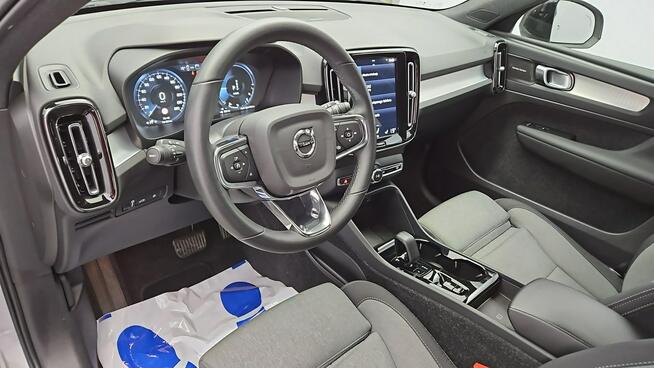 Volvo XC 40 Hybrid Plus Dark aut ! Z Polskiego Salonu ! Faktura VAT !