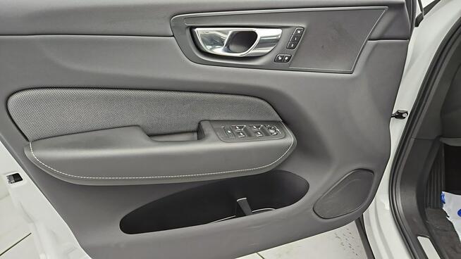 Volvo XC 60 B4 B Plus Dark aut ! Z Polskiego Salonu ! Faktura Vat !