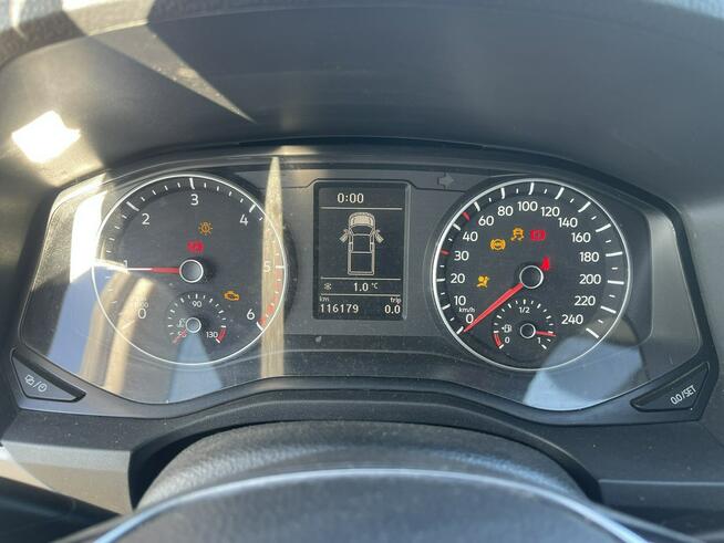 Volkswagen Amarok 4x4 3.0 TDI Klimatyzacja Hak Zabudowa tylna