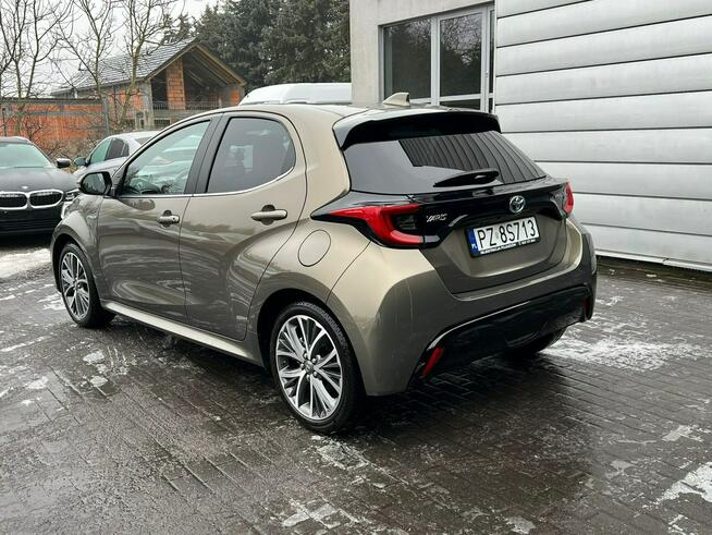 Toyota Yaris 1.5 Hybryda Bogata Jak nowa Grzane fotele Kamera