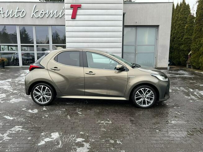 Toyota Yaris 1.5 Hybryda Bogata Jak nowa Grzane fotele Kamera
