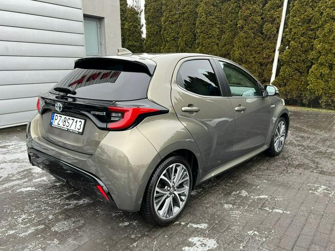 Toyota Yaris 1.5 Hybryda Bogata Jak nowa Grzane fotele Kamera