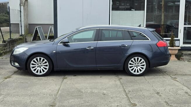 Opel Insignia czujniki parkowania, nawigacja, automatyczna klapa,