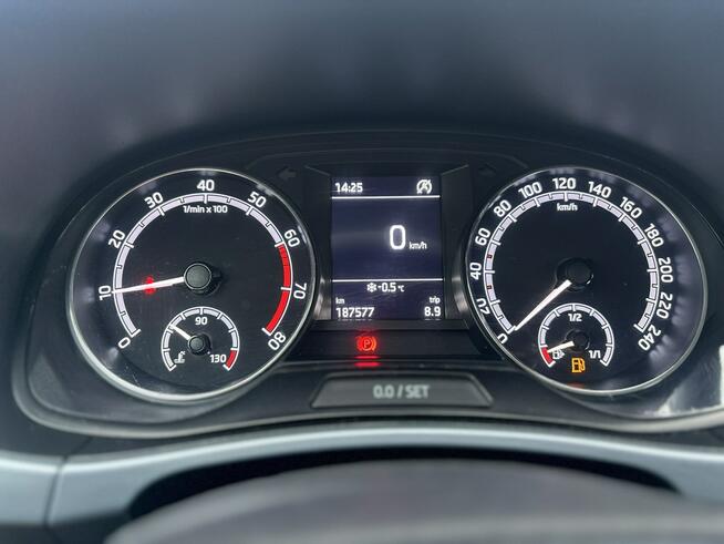 Škoda Fabia FAKTURA 23% !!!! REZERWACJA DO 27.01.2026 GODZINY 15