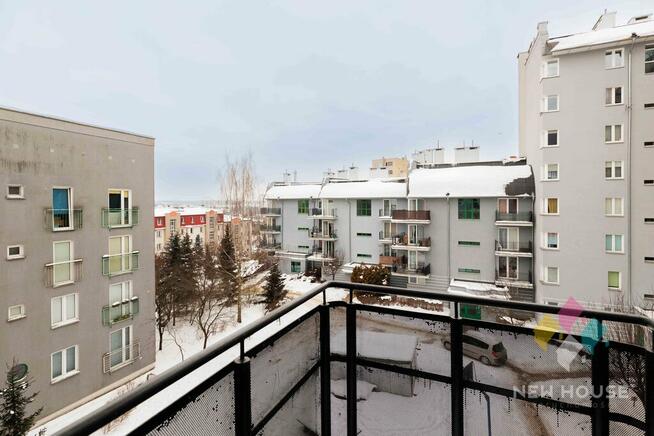 70m2, dwa poziomy, 3 balkony, ul. Pstrowskiego