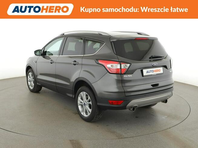 Ford Kuga Niski przebieg Navi Czujniki parkowania Klimatyzacja Podgrzewane fotel